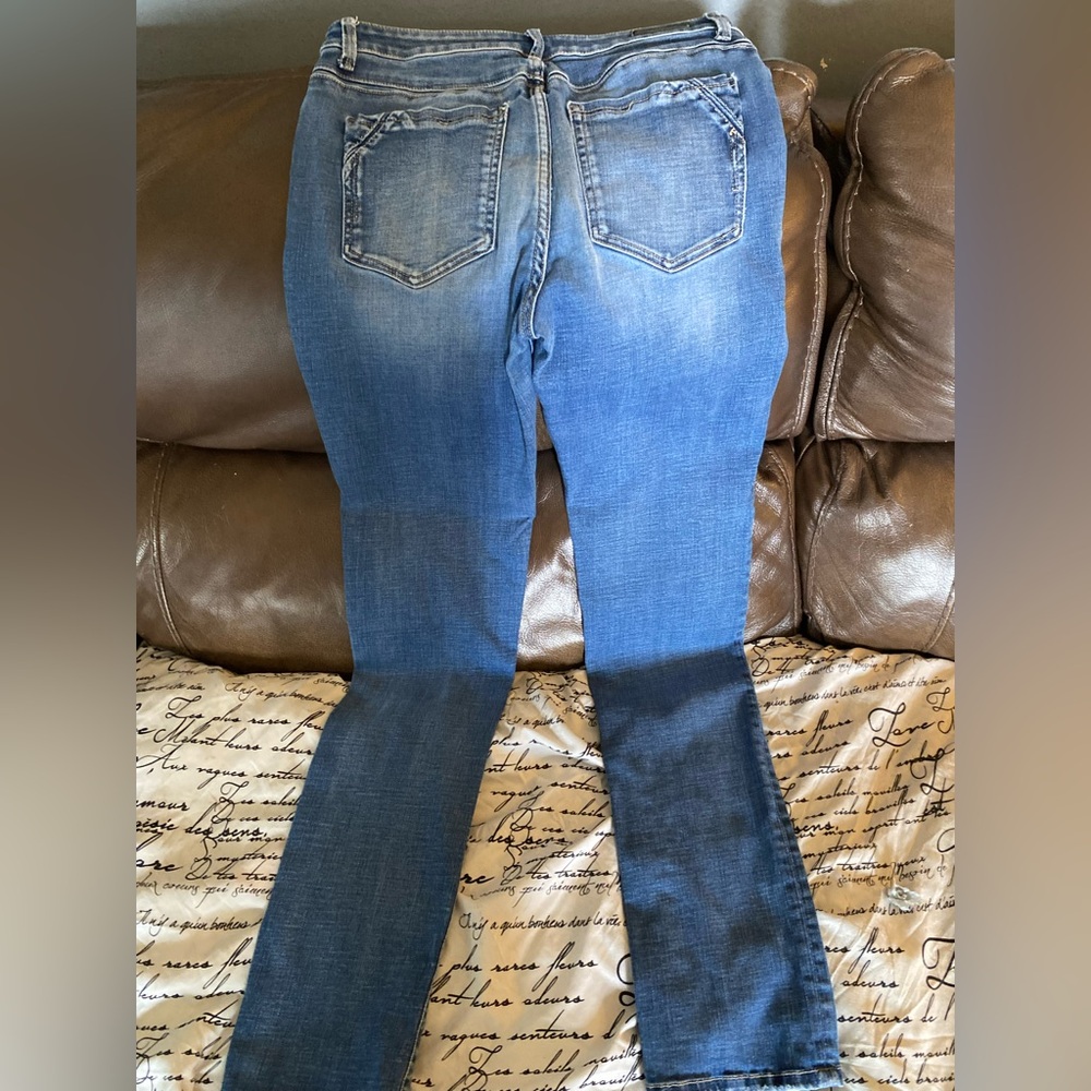 BUCKLE BLACK Light Blue Flare Jeans